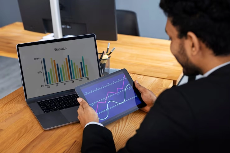 Data-Driven Reporting and Analytics​
