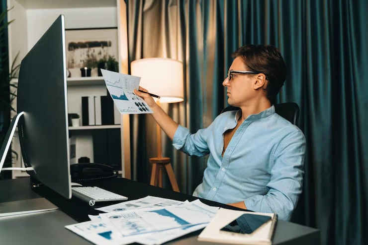 Cash Flow Tracking and Forecasting