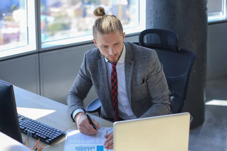 Strategic Business Planning Accountant in the UK (1)