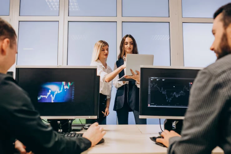 Tech Startup Company Formation and Financial Structuring